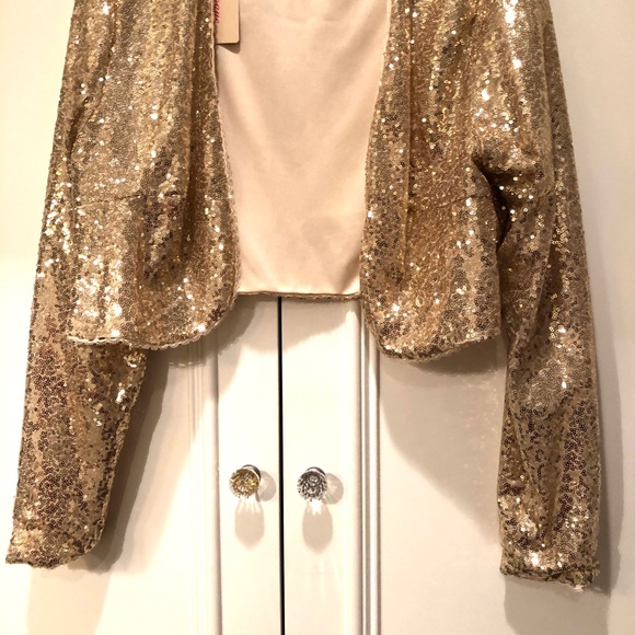 🎀DONATED NWT Elegant Bolero Jacket Gold 🎀 - Picture 5 of 7